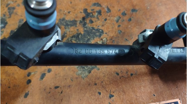 8200139674 RENAULT Распределитель топлива (рампа) купить в Запорожье