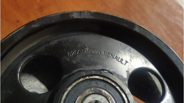 RENAULT 8200170009 Ролик приводного ремня паразитный в наличии Украина