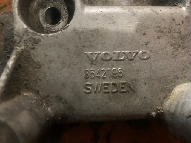 8642196 VOLVO Кронштейн генератора купить в Ужгород