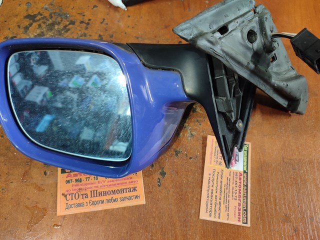 VAG 8L18585323FZ Зеркало заднего вида правое в наличии Полтава