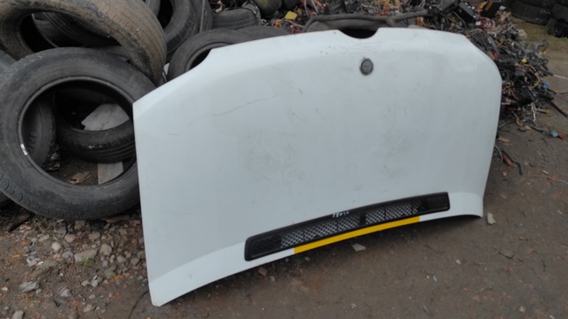 Капот двигателя 9017500202 MERCEDES