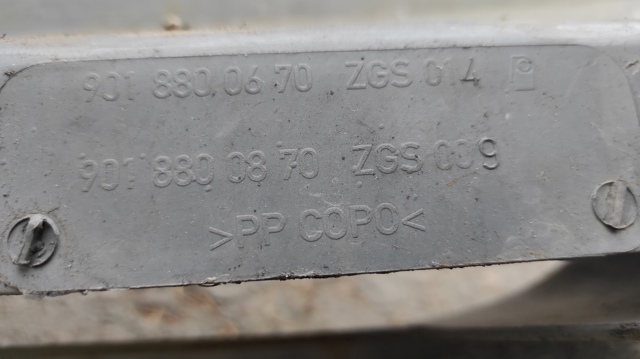 MERCEDES 9018800670 Передний бампер в наличии Полтава