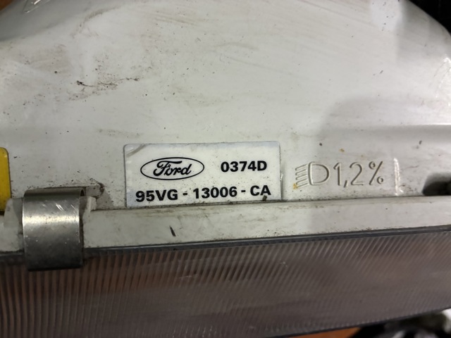 FORD 95VG13006 Фара левая в наличии Ровно