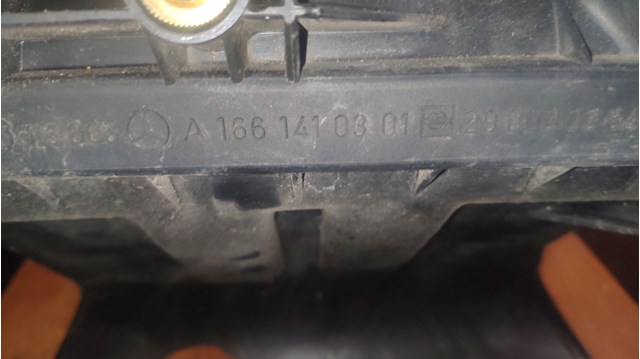 MERCEDES A1661410301 Коллектор впускной в наличии Киев