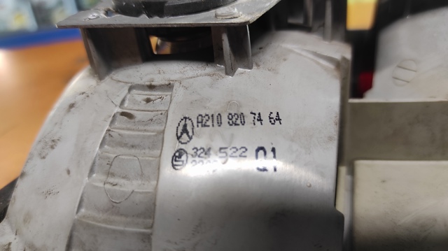 A2108207464 MERCEDES Фонарь задний правый внутренний купить в Павлоград