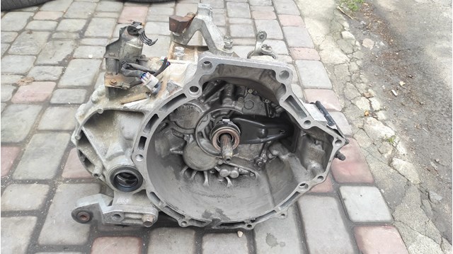 MAZDA B2C2B КПП в наличии Запорожье