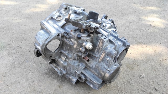 VAG GNE КПП в сборе (механическая коробка передач) в наличии Ужгород