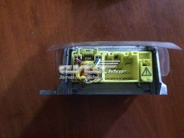 MR587868 MITSUBISHI Модуль-процессор управления подушкой безопасности (ЭБУ AIRBAG) купить в Житомир