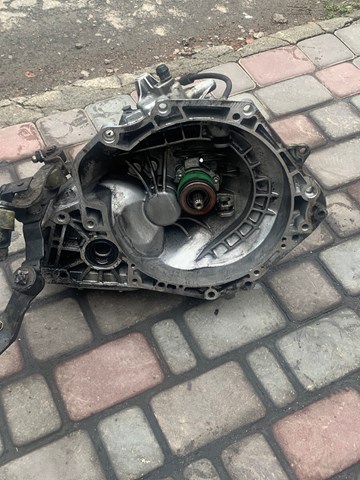 Коробка передач R90400209 GM