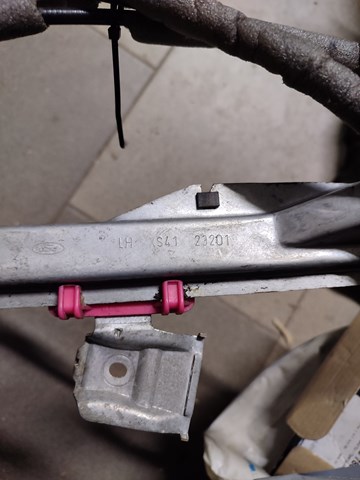 FORD XS4123201 в наличии Киев