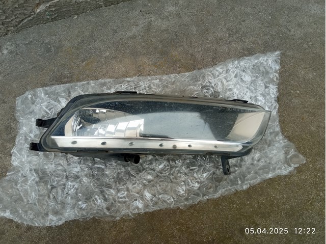 Фара противотуманная, правая 3C8941700 VAG