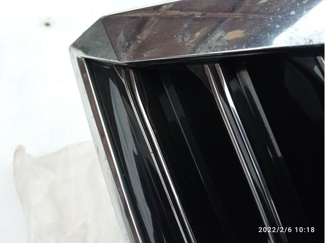 VAG 3T0853668B9B9 Решетка радиатора в наличии Хмельницкий