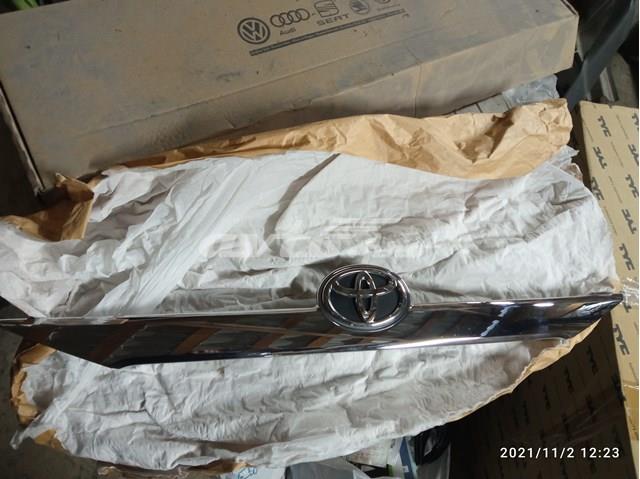 Накладка крышки багажника 7680133150 TOYOTA