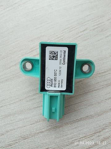 Датчик Эйрбэг передний 8K0955557C VAG