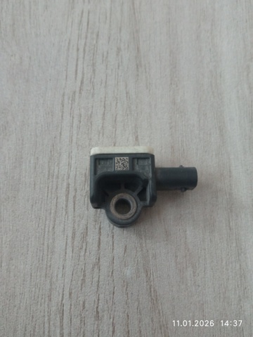 Датчик подушки безопасности A1668210151 MERCEDES