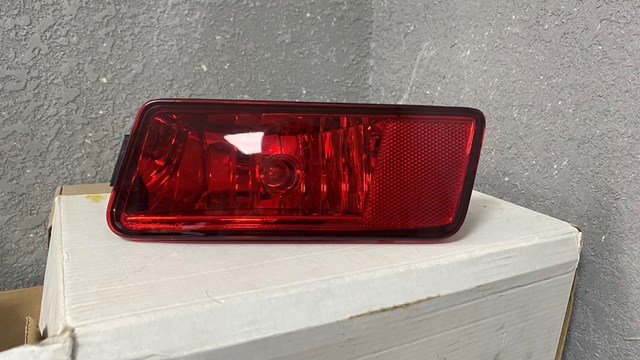CHRYSLER 05178272AB Фонарь противотуманный задний правый в наличии Тернополь