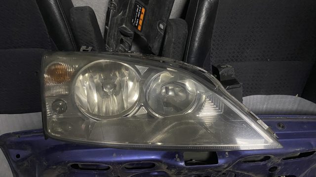 Правая блок фара 1305235545 FORD