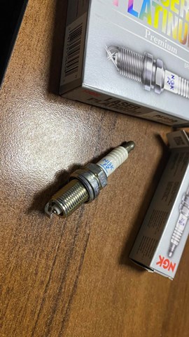 NGK 6458 Свеча зажигания в наличии Сумы