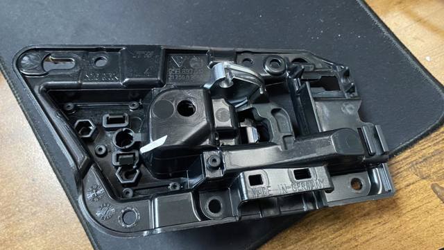 95B837019 PORSCHE купить в Украина