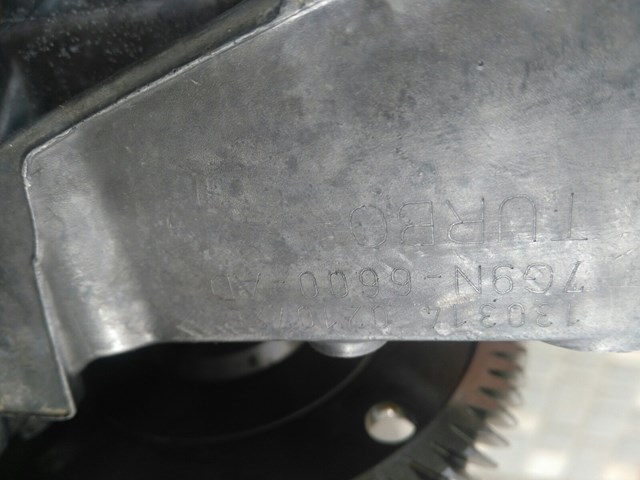 Насос масляный 30758273 VOLVO