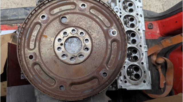 Маховик с зубчатым ободом 31367119 VOLVO