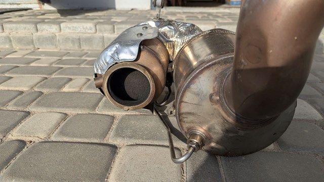 8W0131765C купить Ровно