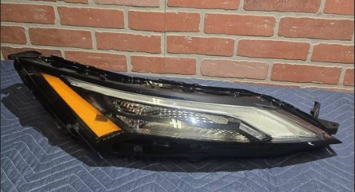Ходовые огни, правый 261206RR0A NISSAN