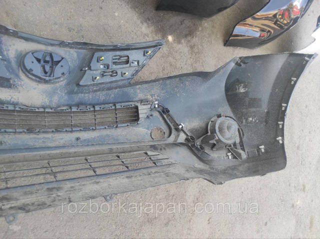 TOYOTA 521194A905 Бампер передний в наличии Ирпень