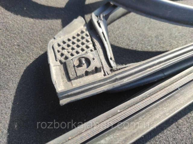 TOYOTA 678620T012 Дверь передняя левая в наличии Винница