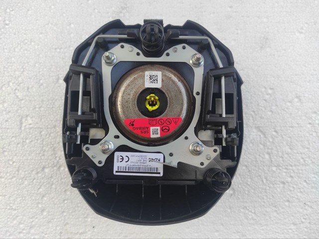 KD4557K00C02 MAZDA Подушка безопасности (AIRBAG) водительская купить в Каменское