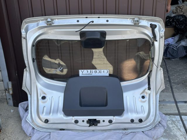 903004646R RENAULT Стекло багажника двери 3/5-й задней (ляды) купить в Винница