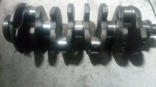 VAG 038105021E Коленвал в наличии Днепр