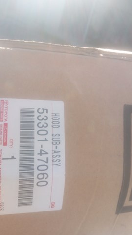 Капот двигателя Тойота Приус