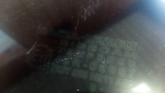 822621008R RENAULT Стекло-форточка двери задней правой купить в Житомир