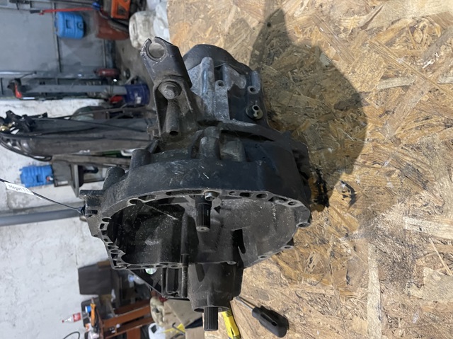 RENAULT JB1198 КПП в наличии Житомир