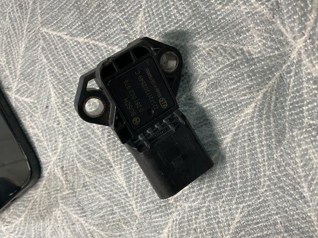 BOSCH 0281002976 Датчик абсолютного давления в наличии Чернигов