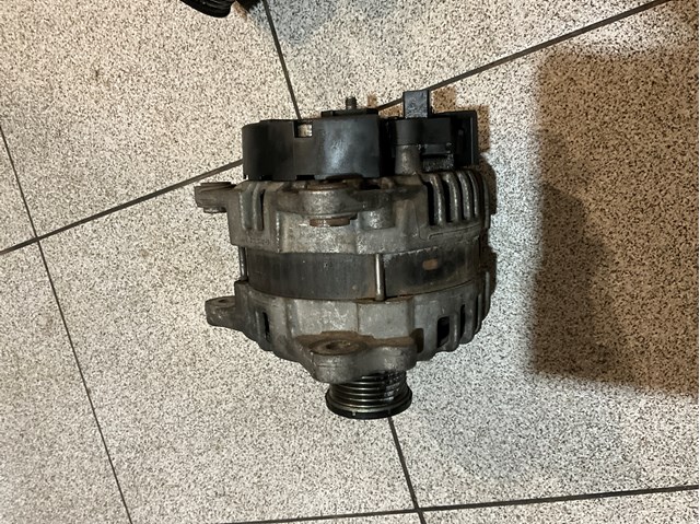 VAG 03G903016G Генератор в наличии Черкассы