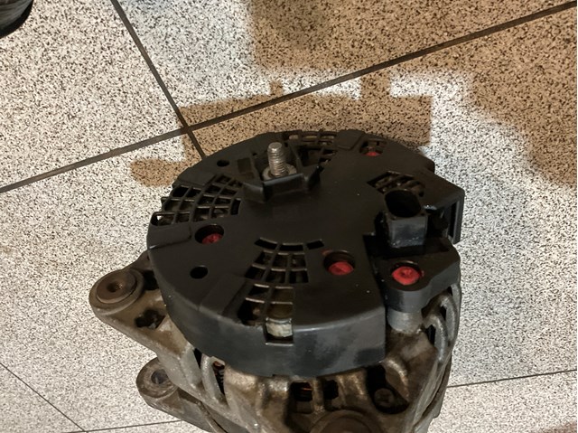 VAG 03G903016G Генератор в наличии Ирпень