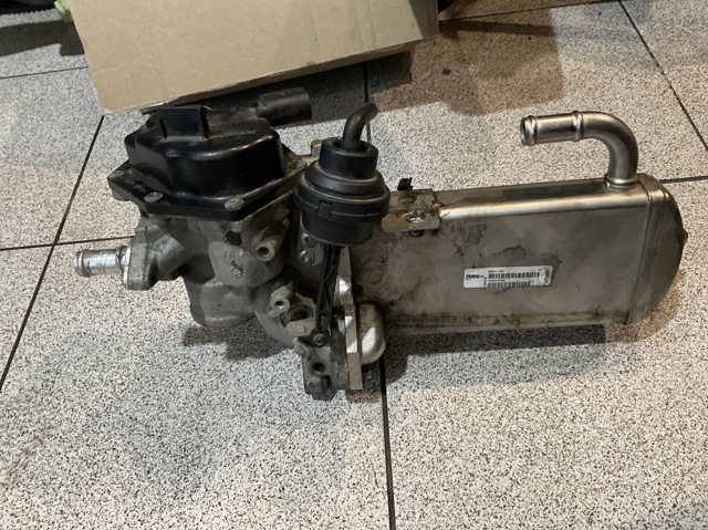03L131512BQ VAG Радиатор системы EGR рециркуляции выхлопных газов купить в Львов