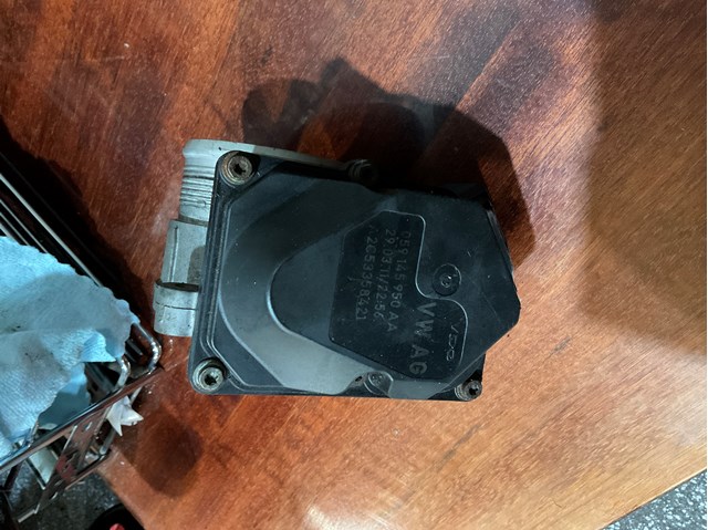 Дроссельная заслонка 059145950AA VAG