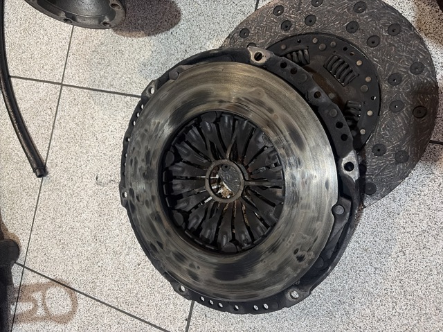 VAG 070141015P Сцепление в наличии Запорожье