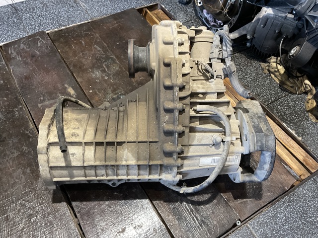 Коробка раздаточная 0AD341012K VAG