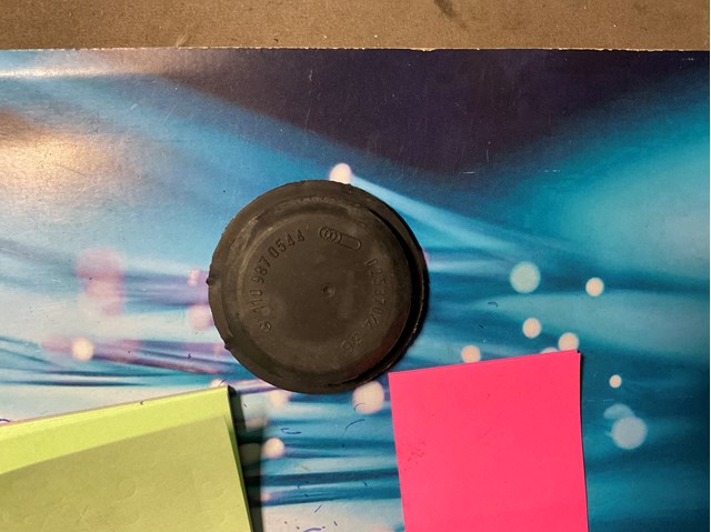 1109870544 MERCEDES купить в Харьков