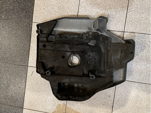 1261126020 TOYOTA Крышка двигателя купить в Одесса