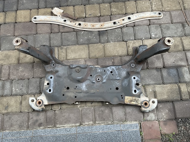 Балка передней подвески (подрамник), передняя 1687322 FORD