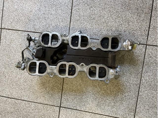 Впускной коллектор 1712031041 TOYOTA