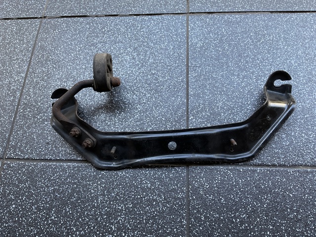 1756522030 TOYOTA Подушка крепления глушителя купить в Павлоград