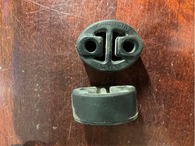 1756522040 Подушка крепления глушителя купить Житомир