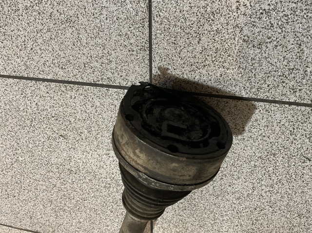 VAG 1K0407271BL Полуось (привод) передняя левая в наличии Днепр