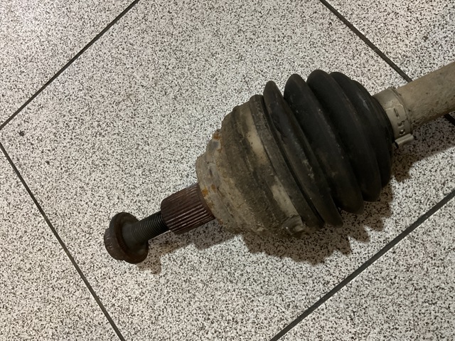 VAG 1K0407271BL Левая полуось в наличии Харьков